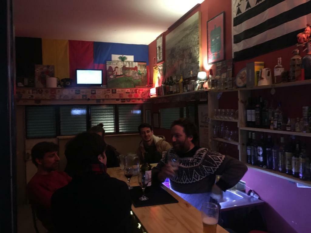 La Lechuza Hostel Rosario Esterno foto